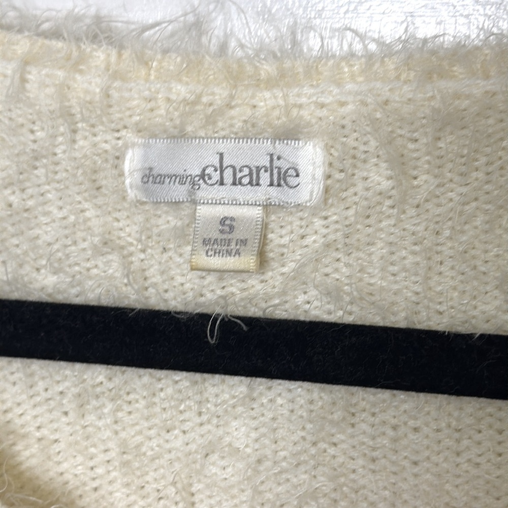 Charming Charlie Cream Long Sleeve V-Neck Sweater Dress - Picture 3 of 5